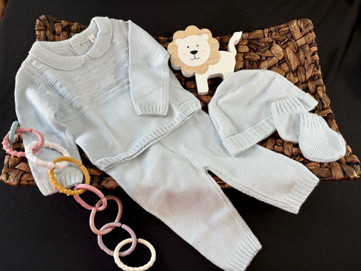 Baby Knit 4 piece Outfit - Keepsake Cuties Nursery